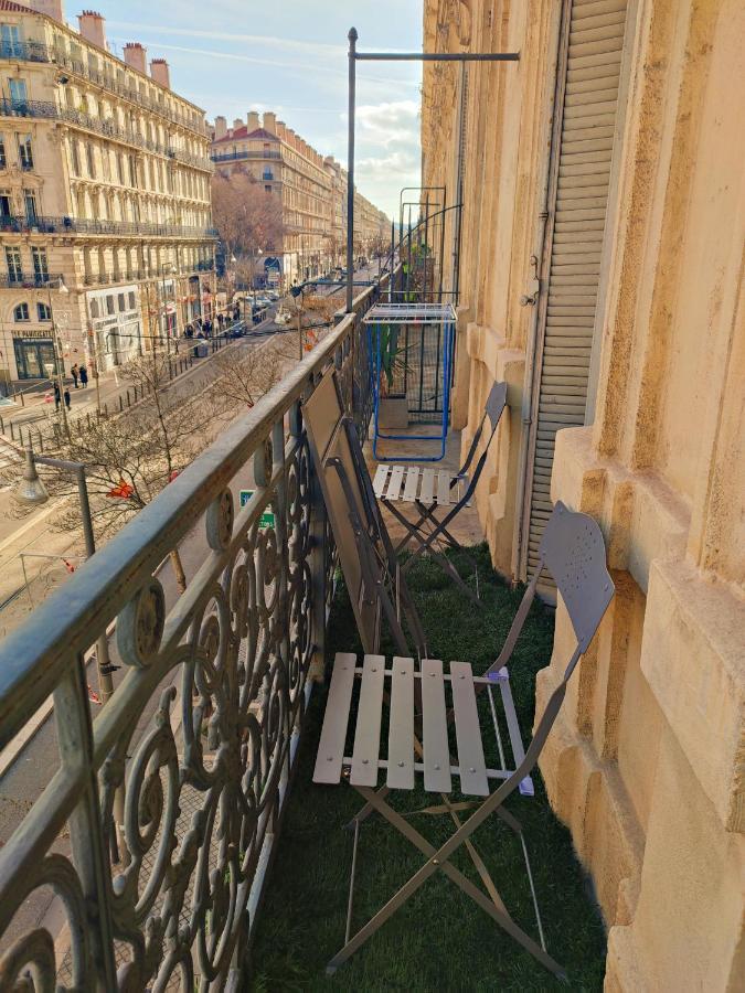 Appartemment Rue De La Republique, Joli Et Moderne Au Coeur Du Centre Marseille Exteriör bild