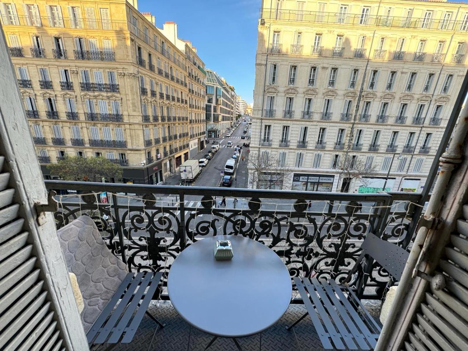 Appartemment Rue De La Republique, Joli Et Moderne Au Coeur Du Centre Marseille Exteriör bild